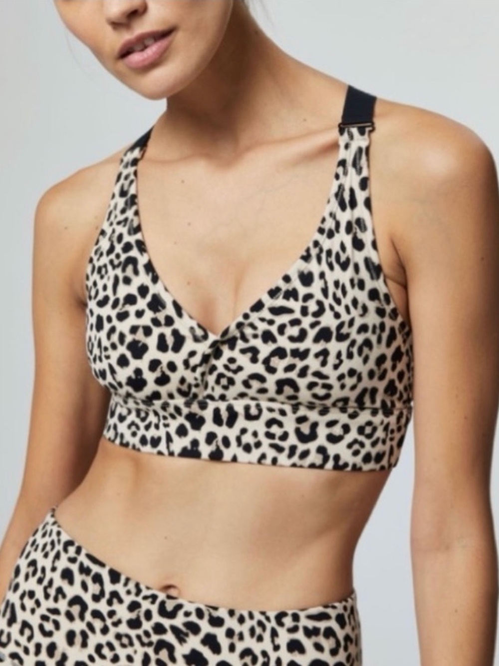 Varley Harper Surplice
Leopard Animal Print Sports Bra In Tan/Black